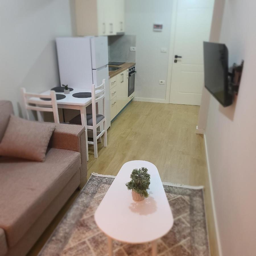 Home Inn Apartaments 地拉那 外观 照片