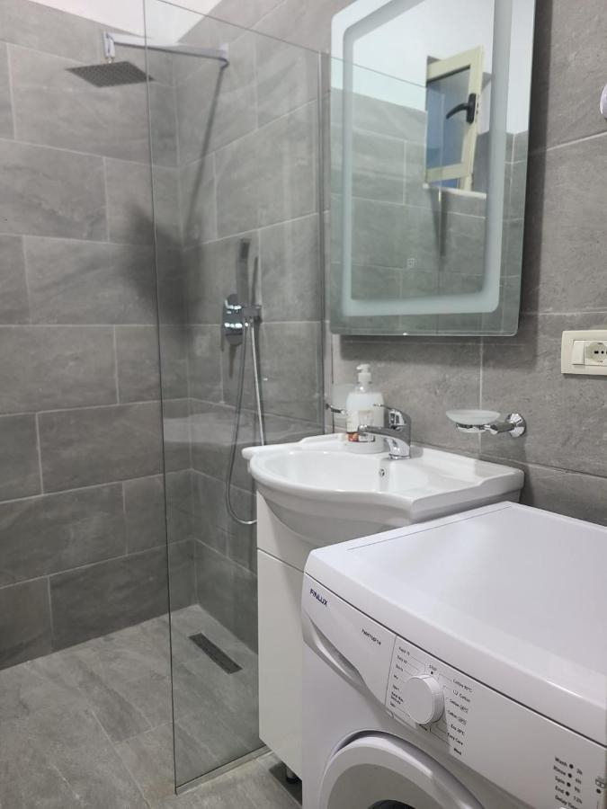 Home Inn Apartaments 地拉那 外观 照片